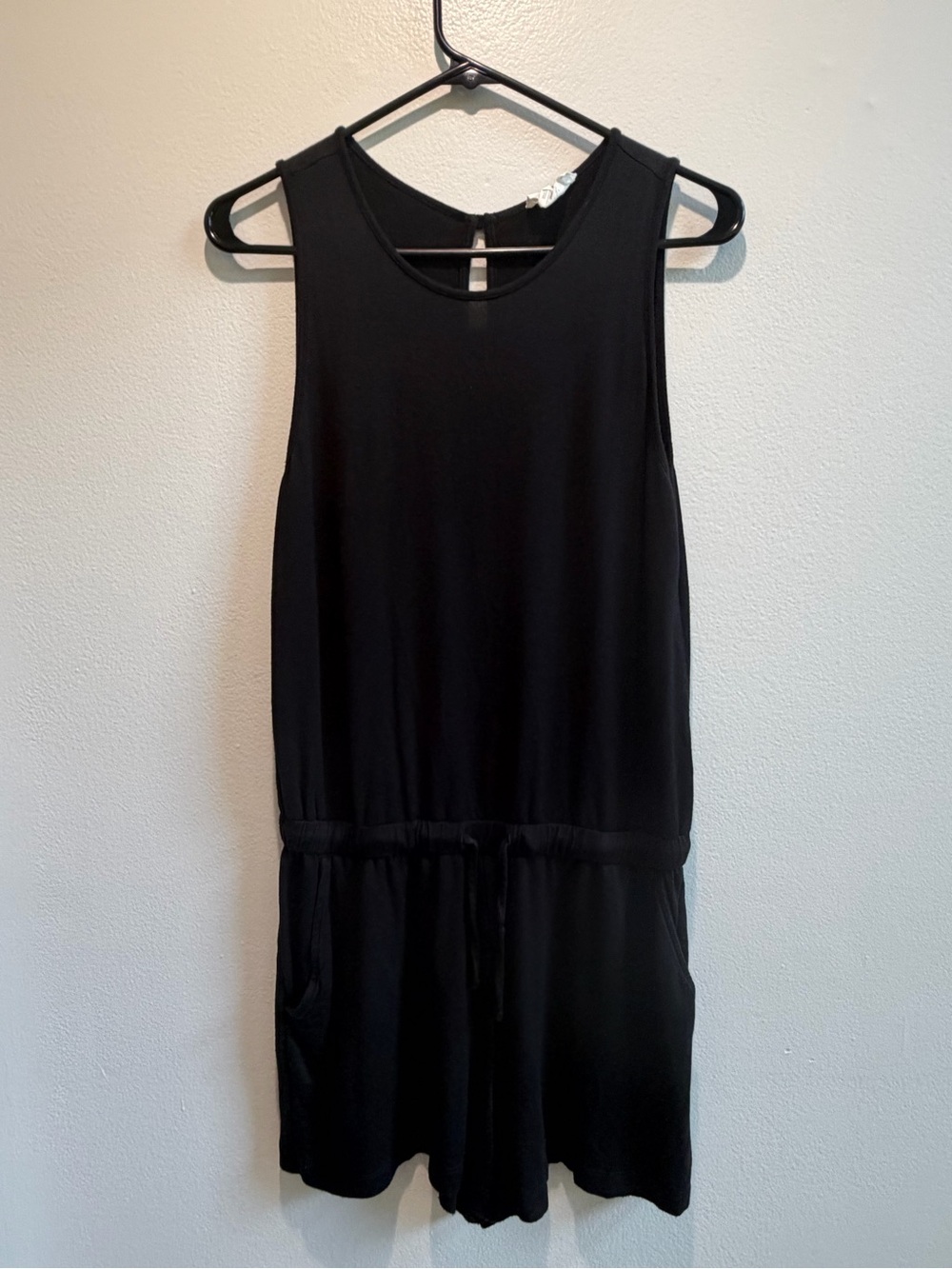 Sleeveless Black Romper - Picture 2 of 4